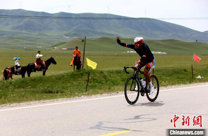 环湖赛升级为UCI职业赛 青海湖畔22年国际赛事绽
