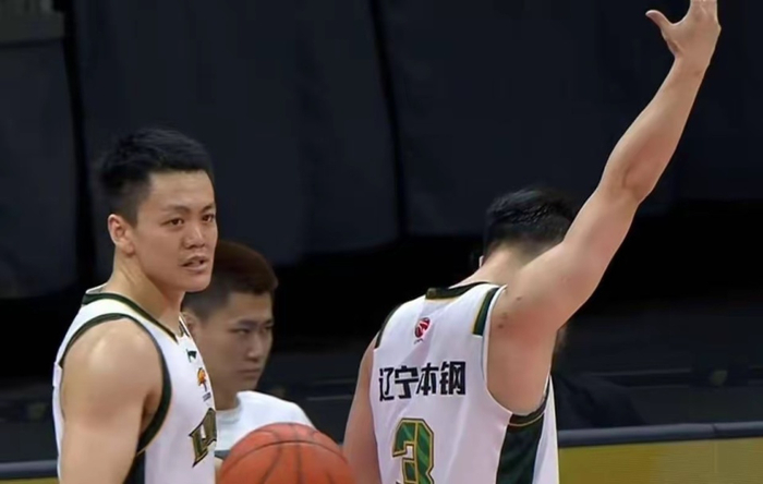 徐昕打爆莫兰德 广东队回购条款是否启动？