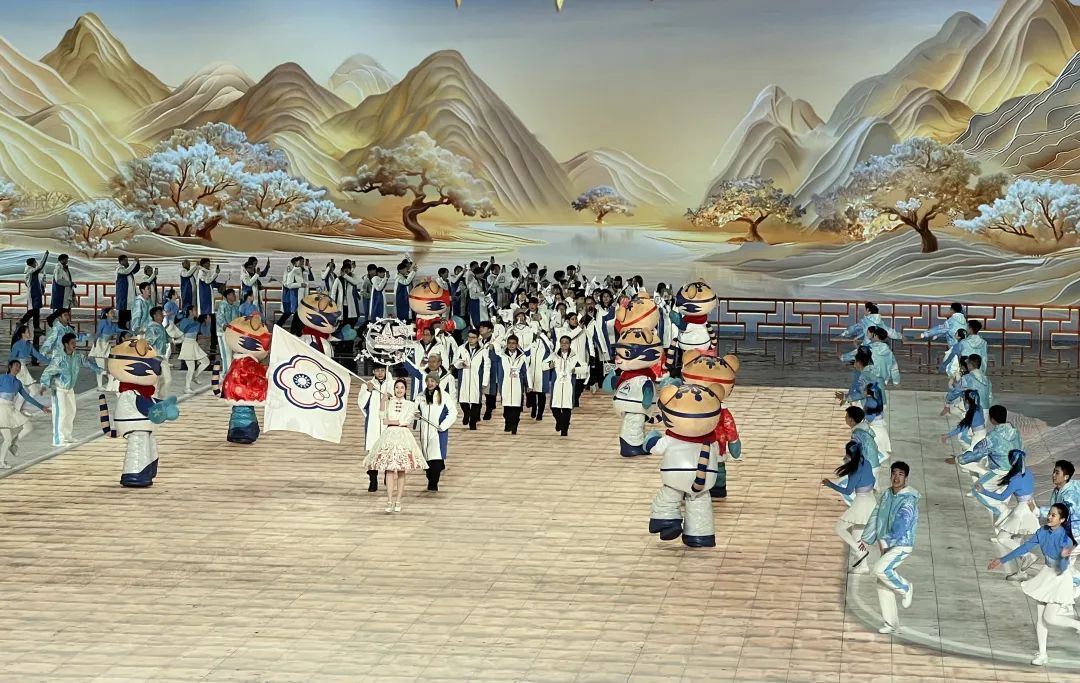 被中国美学惊呆！直击哈尔滨亚冬会开幕式：山