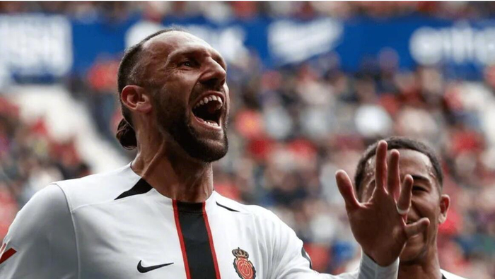 巴萨夏窗引援目标锁定维达特-穆里奇 替代阿尔瓦