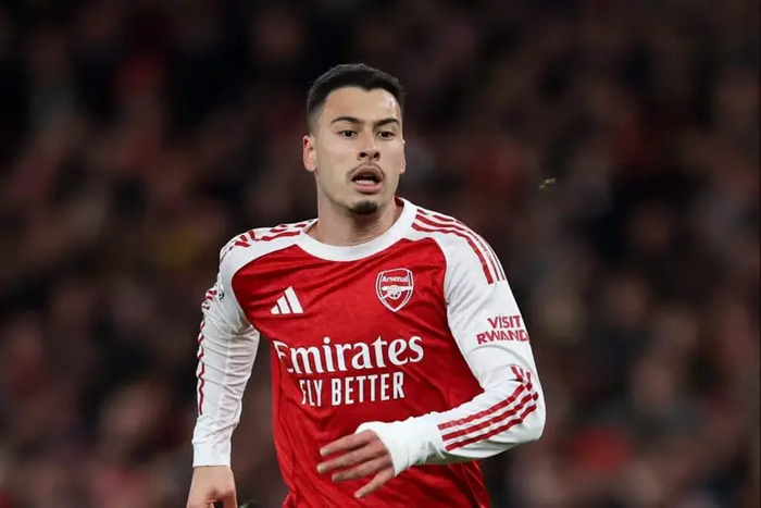 马丁内利推搡裁判未受处罚 阿森纳足总杯惨败南